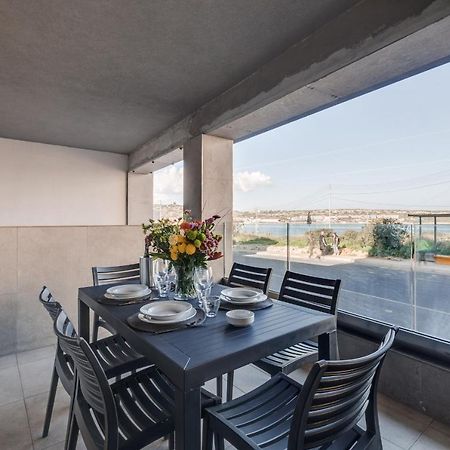 9Ten11 Seafront By Homely Mellieħa Zewnętrze zdjęcie