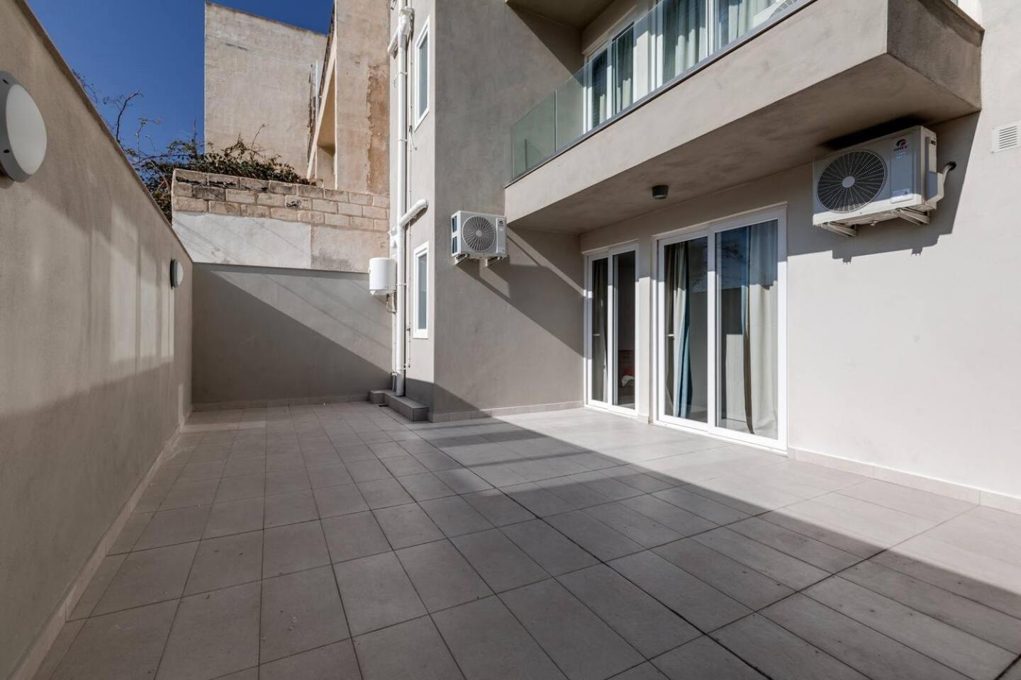 9Ten11 Seafront By Homely Mellieħa Zewnętrze zdjęcie