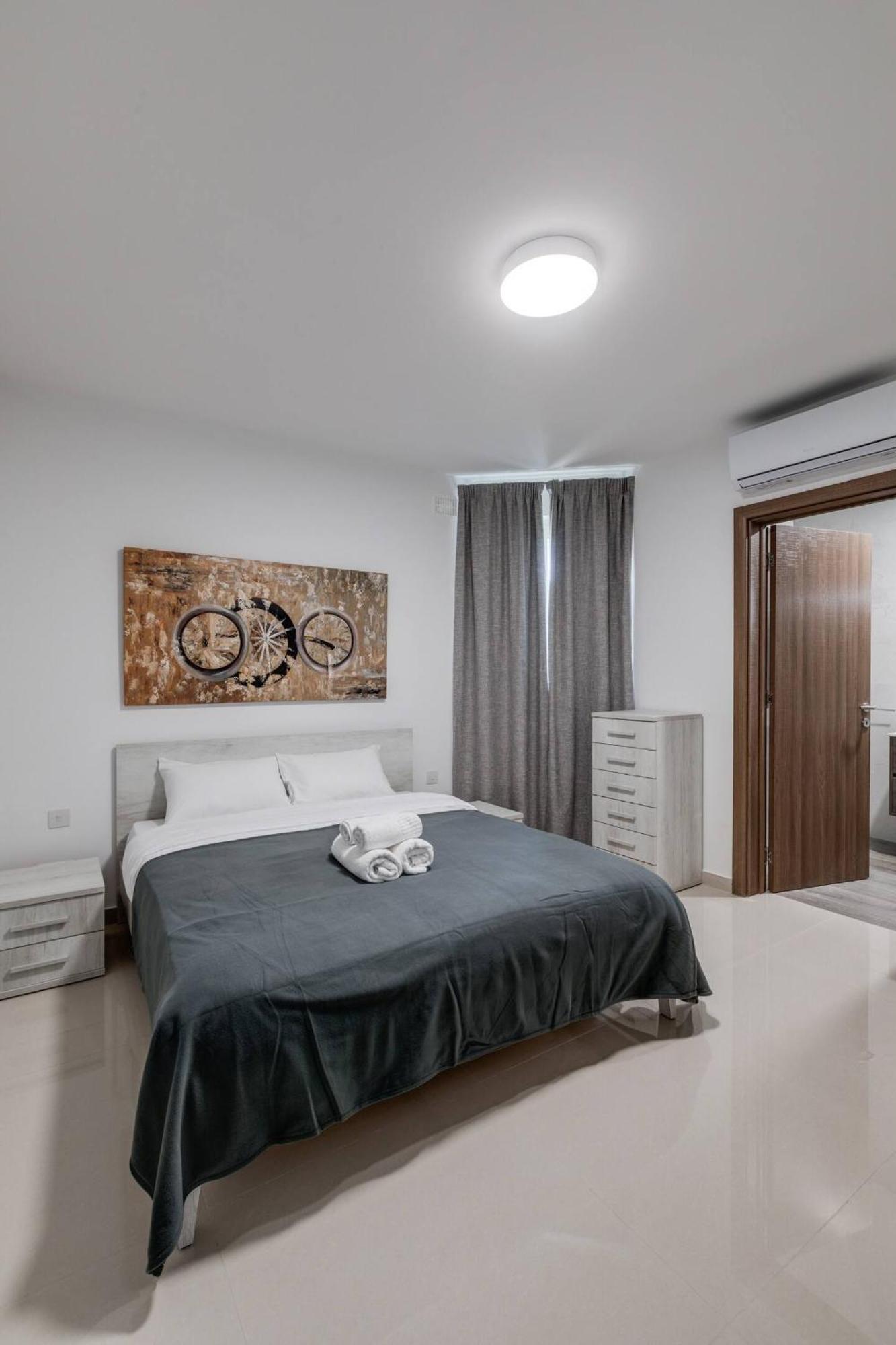 9Ten11 Seafront By Homely Mellieħa Zewnętrze zdjęcie